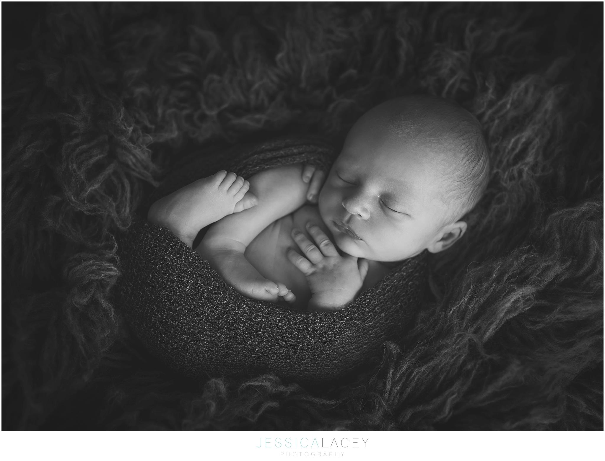 Graeson Newborn Photos (33 of 57)_WEB.jpg