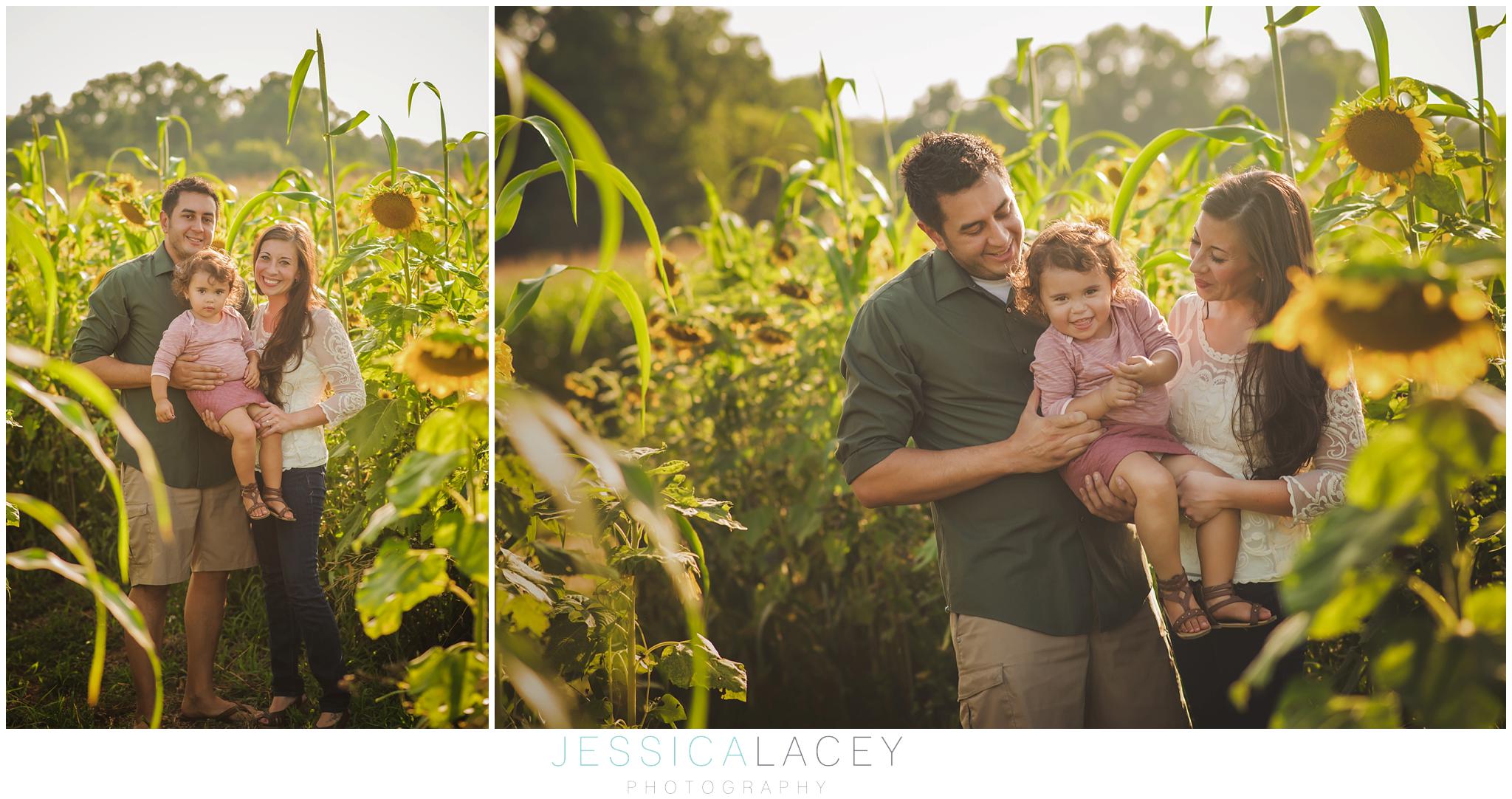 July2015FamilyPhotos (2 of 32)_WEB.jpg