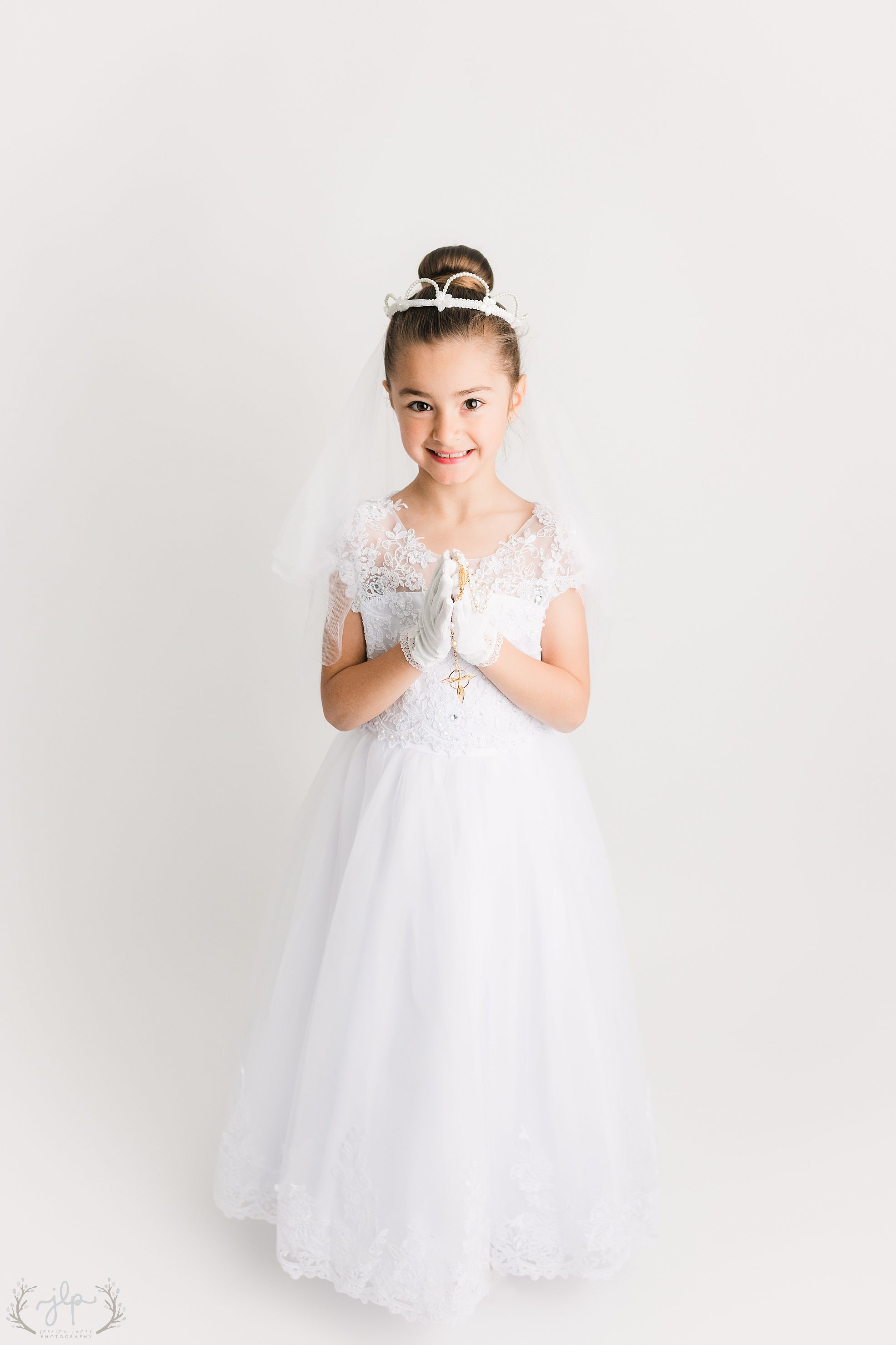  First Communion Emma (4 of 15)-1.jpg